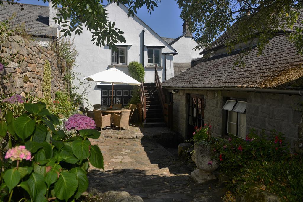 The Oxenham Arms Devon Hotel South Zeal