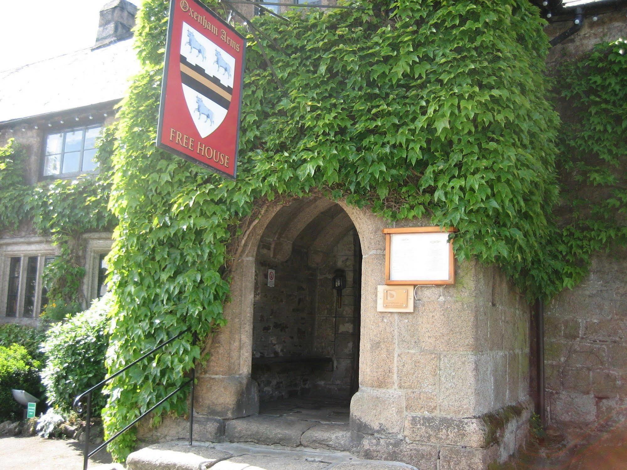The Oxenham Arms Devon 4* South Zeal