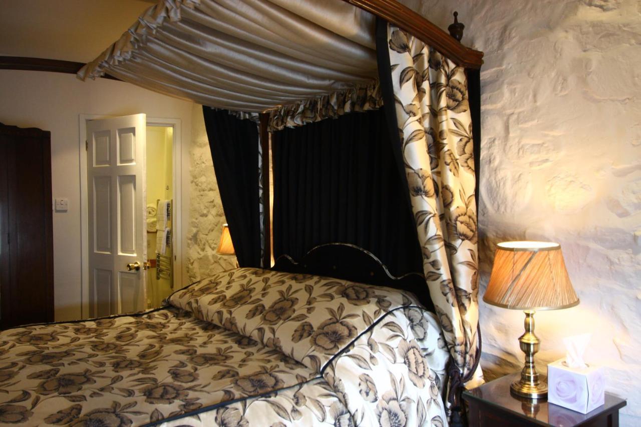 The Oxenham Arms Devon South Zeal